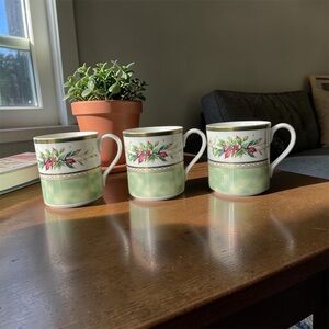 Fitz and Floyd Green and White Floral Mugs